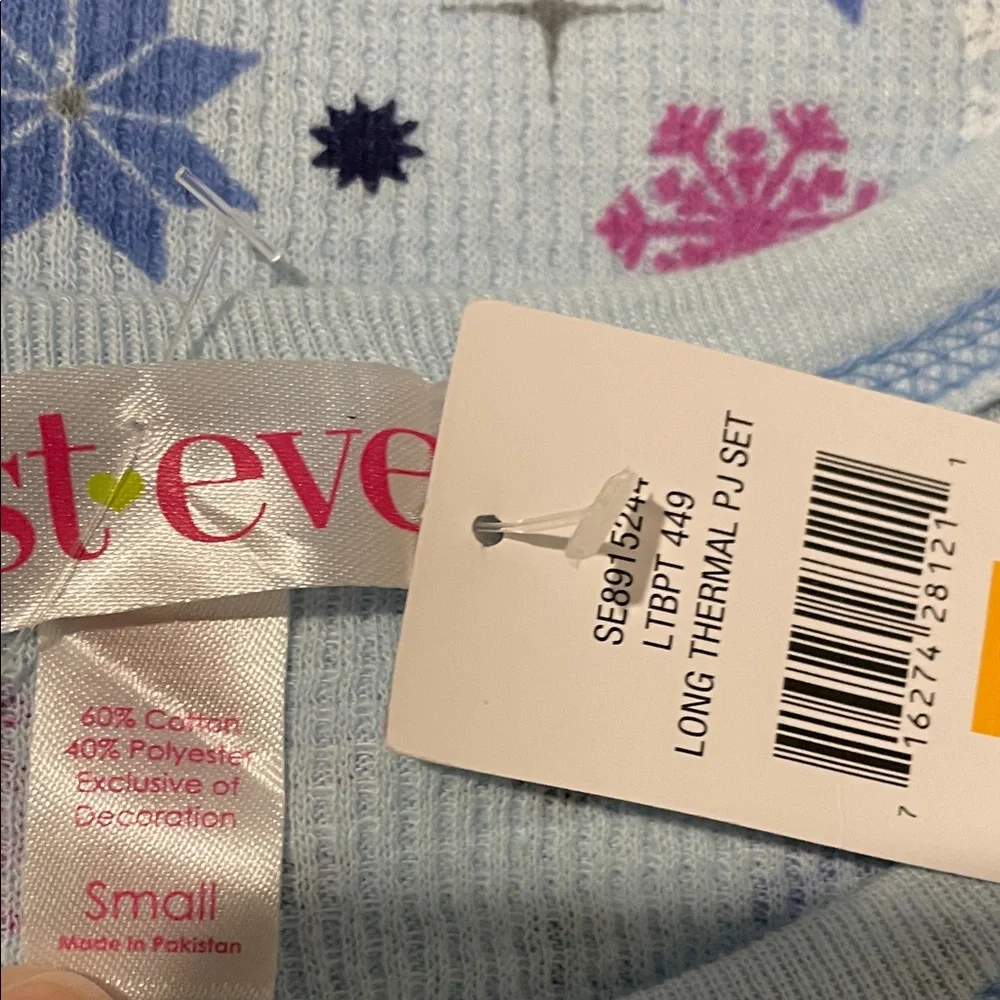 Kids Pajamas with Snowflake and Floral Print